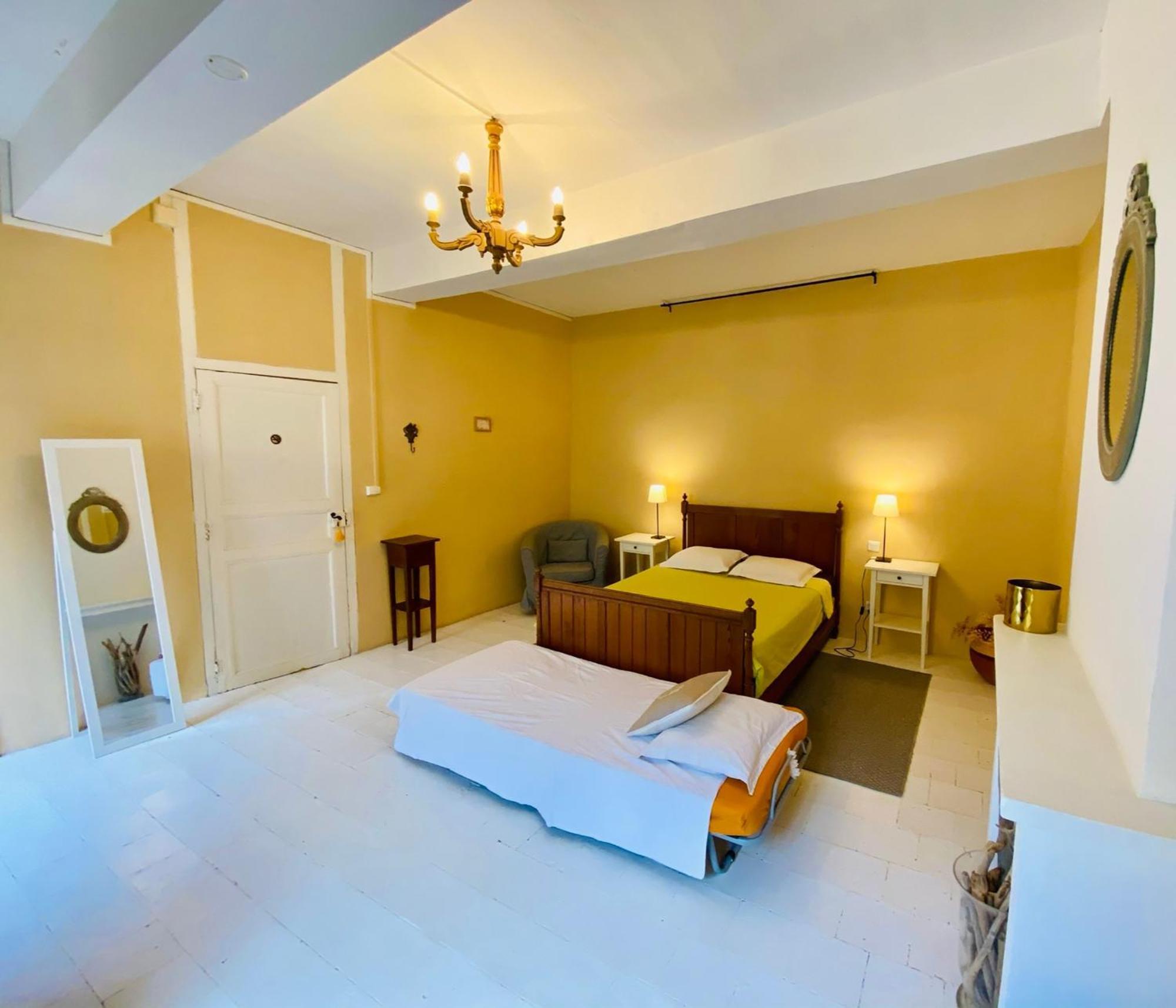 Les Chambres De La Villa Eugenie Lézignan-Corbières Екстериор снимка