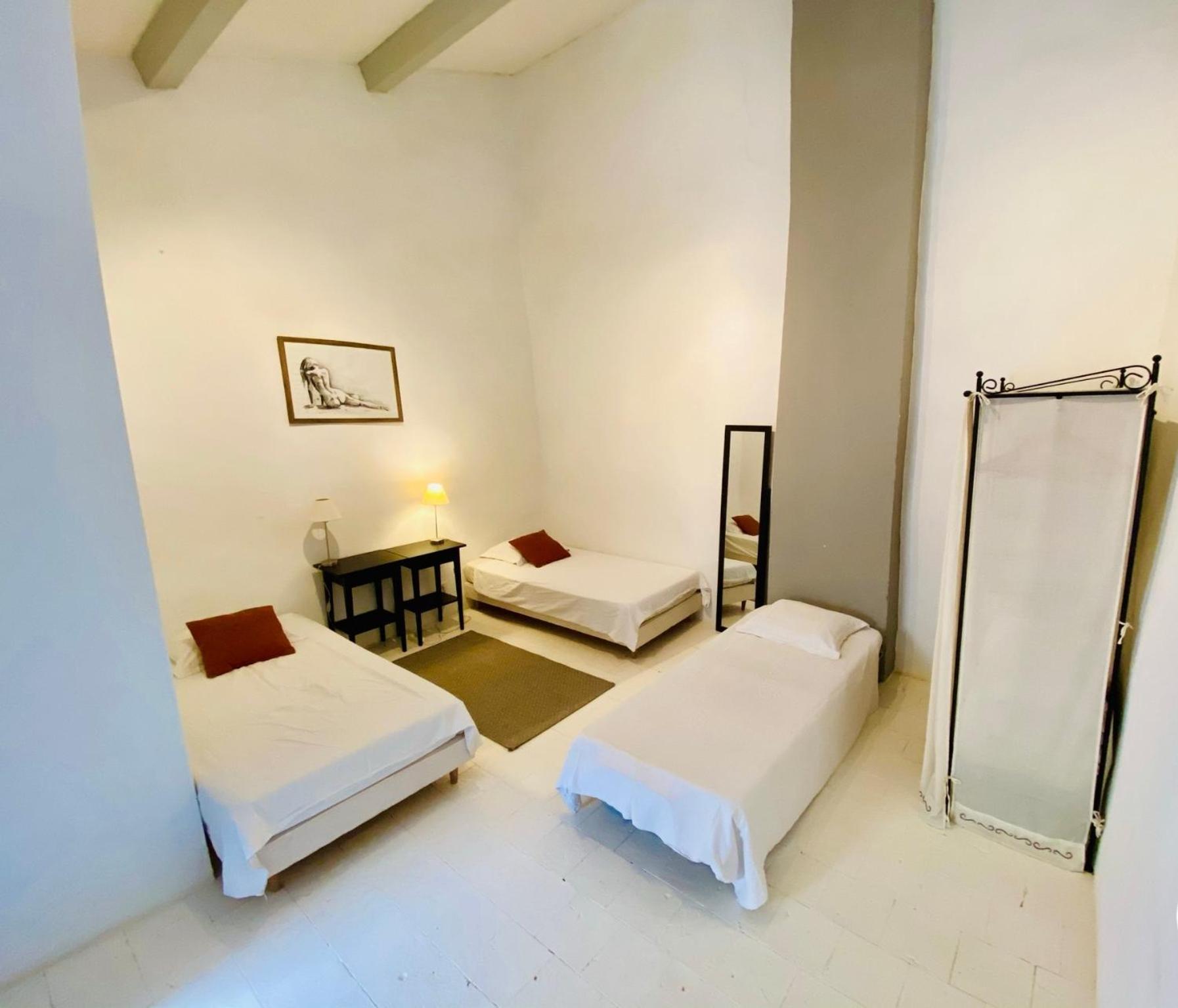 Les Chambres De La Villa Eugenie Lézignan-Corbières Екстериор снимка